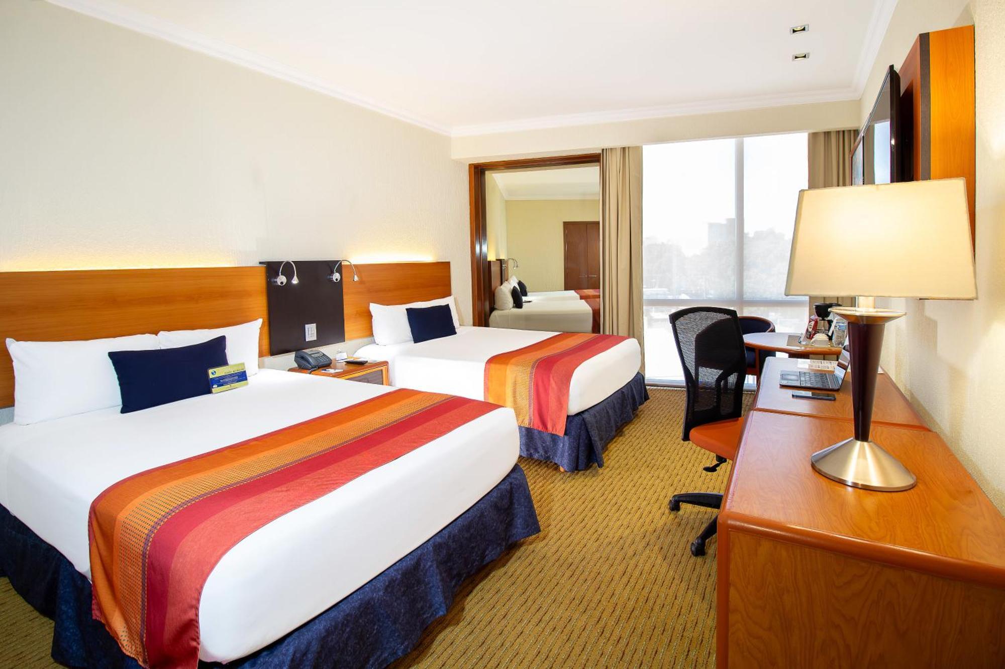 Hotel Guadalajara Plaza Expo Eksteriør billede